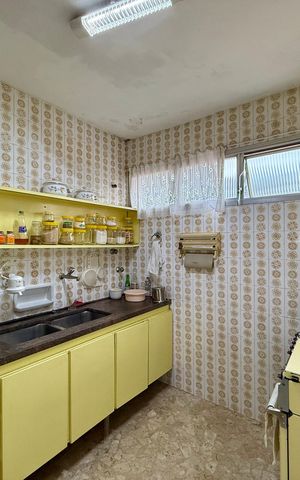 Apartamento à venda com 112m², 3 quartos e 1 vaga Apartamento à venda com 112m², 3 quartos e 1 vagaCozinha