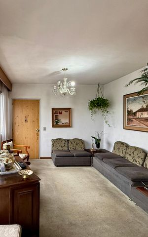 Apartamento à venda com 112m², 3 quartos e 1 vaga Apartamento à venda com 112m², 3 quartos e 1 vagaSala