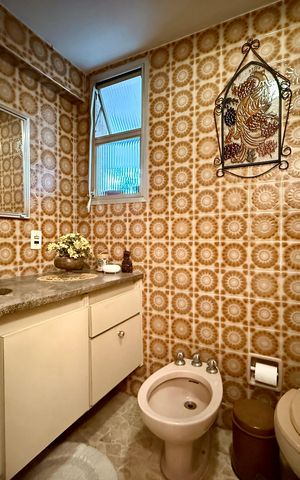 Apartamento à venda com 112m², 3 quartos e 1 vaga Apartamento à venda com 112m², 3 quartos e 1 vagaBanheiro Social