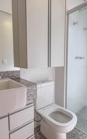 Apartamento à venda com 68m², 2 quartos e 2 vagasBanheiro suite