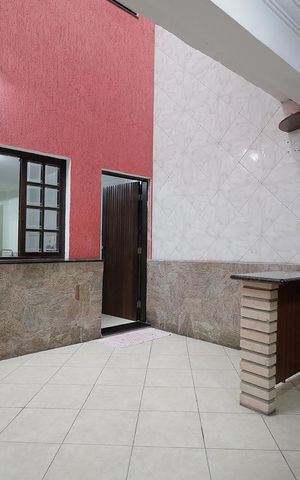 Casa à venda com 239m², 4 quartos e 2 vagasChurrasqueira