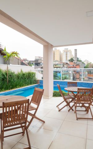 Apartamento à venda com 47m², 2 quartos e 1 vaga Apartamento à venda com 47m², 2 quartos e 1 vagaÁrea comum - Piscina