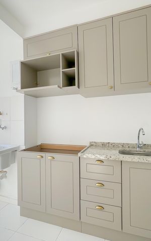 Apartamento à venda com 47m², 2 quartos e 1 vaga Apartamento à venda com 47m², 2 quartos e 1 vagaCozinha e Área de Serviço