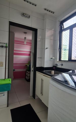 Apartamento à venda com 260m², 4 quartos e 2 vagas Apartamento à venda com 260m², 4 quartos e 2 vagasÁrea de serviço