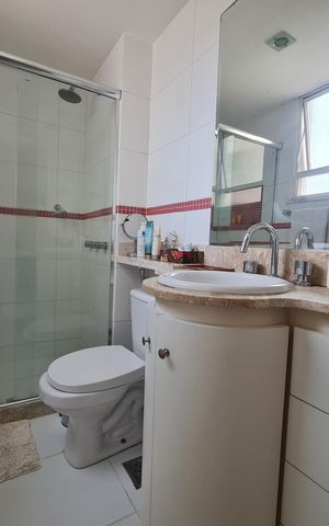 Apartamento à venda com 260m², 4 quartos e 2 vagas Apartamento à venda com 260m², 4 quartos e 2 vagasBanheiro