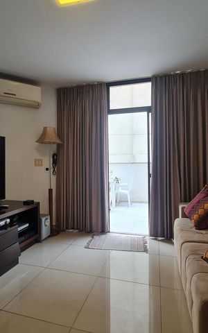 Apartamento à venda com 260m², 4 quartos e 2 vagas Apartamento à venda com 260m², 4 quartos e 2 vagasSala