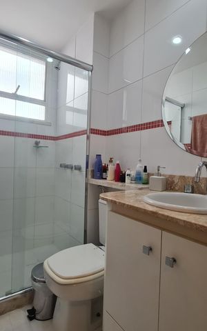 Apartamento à venda com 260m², 4 quartos e 2 vagas Apartamento à venda com 260m², 4 quartos e 2 vagasBanheiro