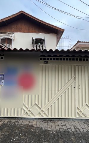 Casa para alugar com 99m², 3 quartos e 2 vagas Casa para alugar com 99m², 3 quartos e 2 vagasFachada/Placa