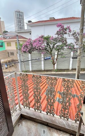 Casa para alugar com 99m², 3 quartos e 2 vagas Casa para alugar com 99m², 3 quartos e 2 vagasQuarto Suíte Varanda