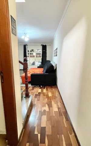 Casa para alugar com 99m², 3 quartos e 2 vagas Casa para alugar com 99m², 3 quartos e 2 vagasCorredor