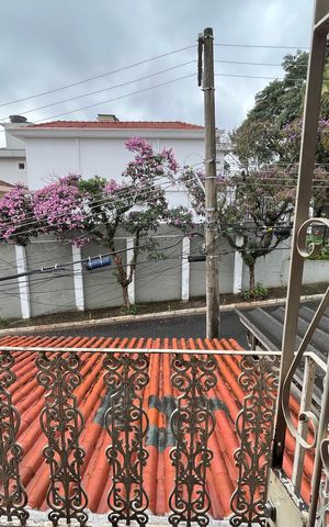 Casa para alugar com 99m², 3 quartos e 2 vagas Casa para alugar com 99m², 3 quartos e 2 vagasQuarto Suíte Varanda