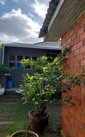 Casa para alugar com 50m², 1 quarto e sem vaga Casa para alugar com 50m², 1 quarto e sem vagaÁrea externa
