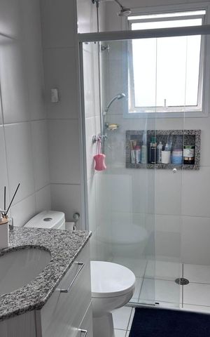 Apartamento à venda com 70m², 2 quartos e 1 vaga Apartamento à venda com 70m², 2 quartos e 1 vagaBanheiro