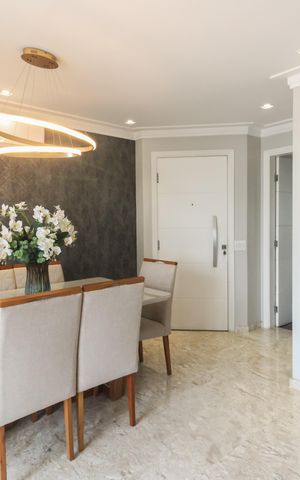 Apartamento à venda com 154m², 3 quartos e 4 vagas Apartamento à venda com 154m², 3 quartos e 4 vagasSala