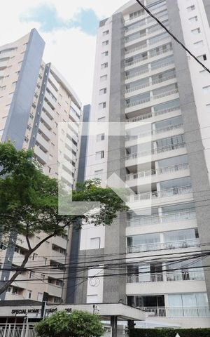 Apartamento à venda com 154m², 3 quartos e 4 vagas Apartamento à venda com 154m², 3 quartos e 4 vagasFachada