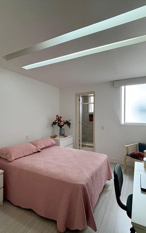 Apartamento à venda com 120m², 3 quartos e 1 vaga Apartamento à venda com 120m², 3 quartos e 1 vagaSuíte 2
