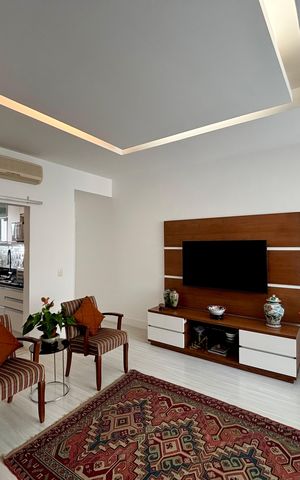 Apartamento à venda com 120m², 3 quartos e 1 vaga Apartamento à venda com 120m², 3 quartos e 1 vagaSala