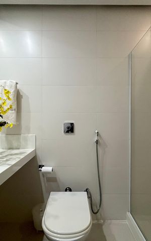 Apartamento à venda com 120m², 3 quartos e 1 vaga Apartamento à venda com 120m², 3 quartos e 1 vagaBanheiro social