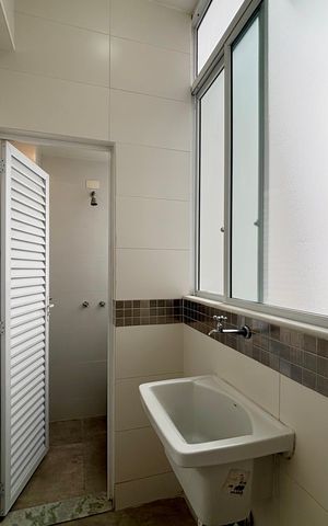 Apartamento à venda com 120m², 3 quartos e 1 vaga Apartamento à venda com 120m², 3 quartos e 1 vagaÁrea de serviço