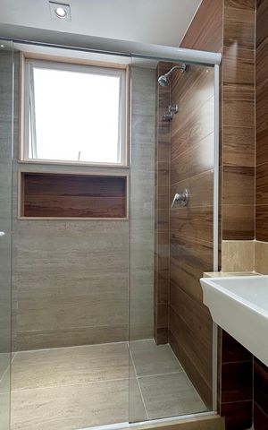 Apartamento à venda com 120m², 3 quartos e 1 vaga Apartamento à venda com 120m², 3 quartos e 1 vagaBanheiro da Suíte 2