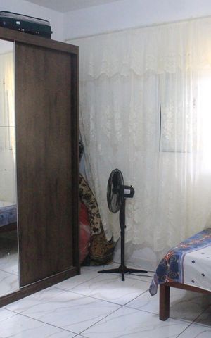 Casa à venda com 165m², 3 quartos e 2 vagasQuarto