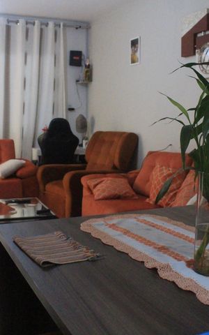 Casa à venda com 165m², 3 quartos e 2 vagasSala