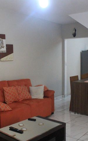 Casa à venda com 165m², 3 quartos e 2 vagasSala