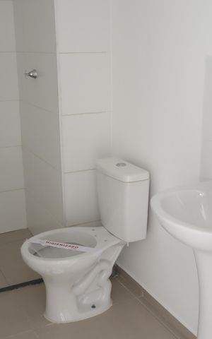 Apartamento à venda com 37m², 2 quartos e sem vagaBanheiro
