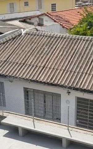 Casa à venda com 400m², 5 quartos e 4 vagas Casa à venda com 400m², 5 quartos e 4 vagasVista da janela