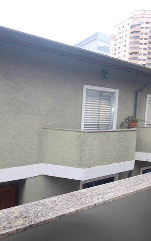 Casa de condomínio à venda com 110m², 3 quartos e 3 vagasQuarto 3 - Varanda