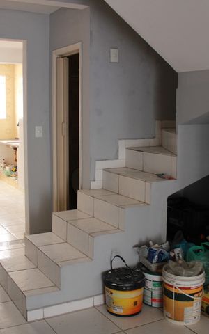 Casa à venda com 210m², 5 quartos e 1 vagaSala