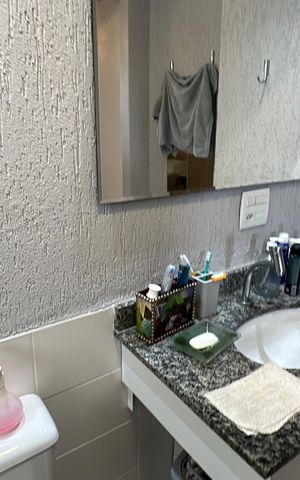 Apartamento à venda com 105m², 3 quartos e 2 vagas Apartamento à venda com 105m², 3 quartos e 2 vagasBanheiro da Suíte 1