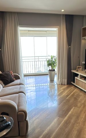 Apartamento à venda com 105m², 3 quartos e 2 vagas Apartamento à venda com 105m², 3 quartos e 2 vagasSala