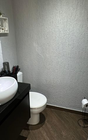 Apartamento à venda com 105m², 3 quartos e 2 vagas Apartamento à venda com 105m², 3 quartos e 2 vagasLavabo