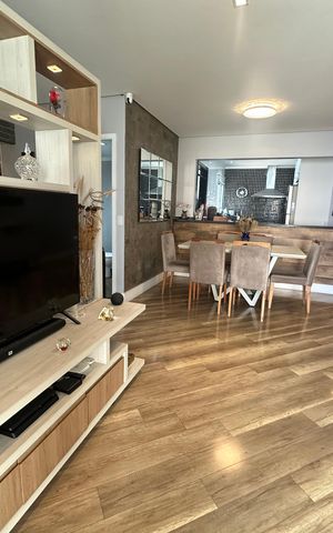 Apartamento à venda com 105m², 3 quartos e 2 vagas Apartamento à venda com 105m², 3 quartos e 2 vagasSala