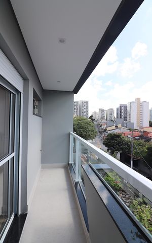 Casa à venda com 263m², 3 quartos e 6 vagasSuíte 1 Sacada 