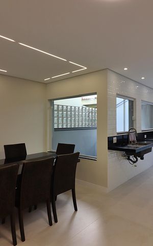Casa à venda com 263m², 3 quartos e 6 vagasCopa e Cozinha 