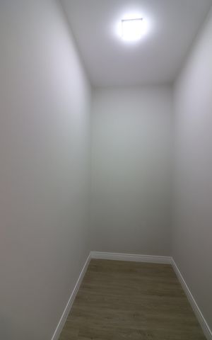 Casa à venda com 263m², 3 quartos e 6 vagasSuíte 1 Closet