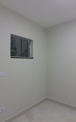 Casa à venda com 263m², 3 quartos e 6 vagasQuarto de Serviço