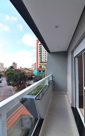 Casa à venda com 263m², 3 quartos e 6 vagasSuíte 1 Sacada 