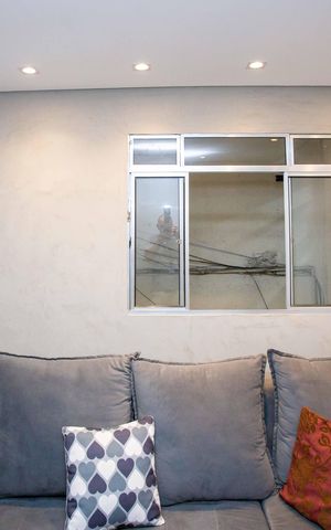 Casa à venda com 80m², 2 quartos e sem vagaSala