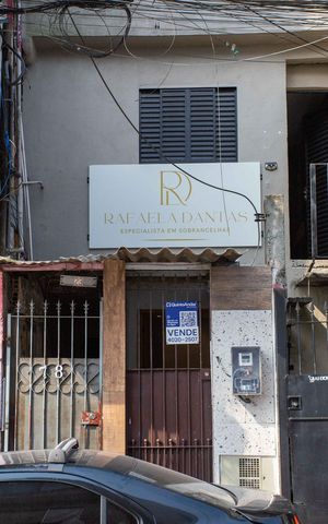 Casa à venda com 80m², 2 quartos e sem vagaFachada