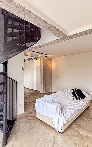 Apartamento à venda com 84m², 1 quarto e 2 vagas Apartamento à venda com 84m², 1 quarto e 2 vagasSala