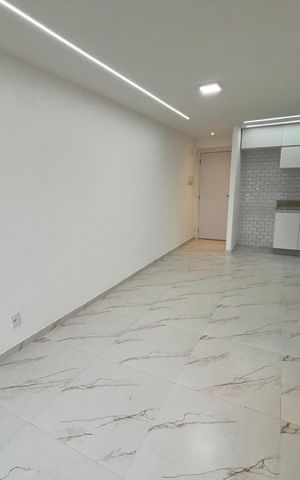 Apartamento à venda com 75m², 3 quartos e 1 vaga Apartamento à venda com 75m², 3 quartos e 1 vagaSala