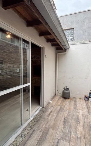 Casa de condomínio à venda com 80m², 2 quartos e 2 vagas