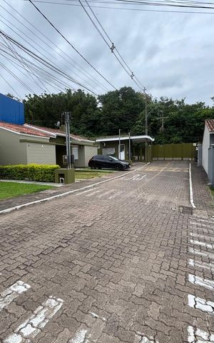 Casa de condomínio à venda com 80m², 2 quartos e 2 vagas