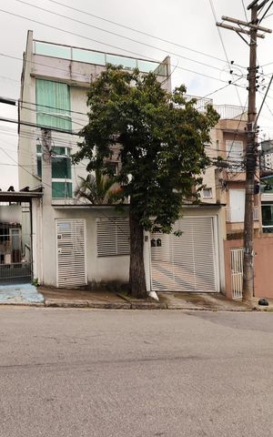 Apartamento para alugar com 110m², 2 quartos e 1 vagaFachada