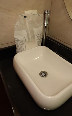 Apartamento para alugar com 110m², 2 quartos e 1 vagaBanheiro da Suíte - Pia