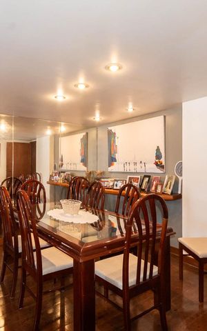 Apartamento à venda com 186m², 4 quartos e 3 vagasSala