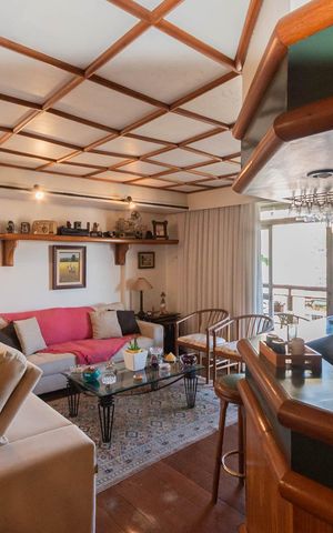 Apartamento à venda com 186m², 4 quartos e 3 vagasSala
